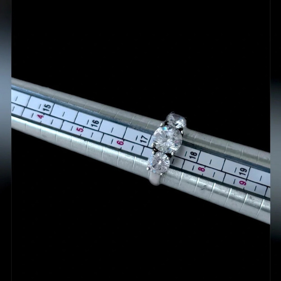 Simulated Diamond Ring in Sterling Silver 7.65  beautiful condition - Picture 9 of 9